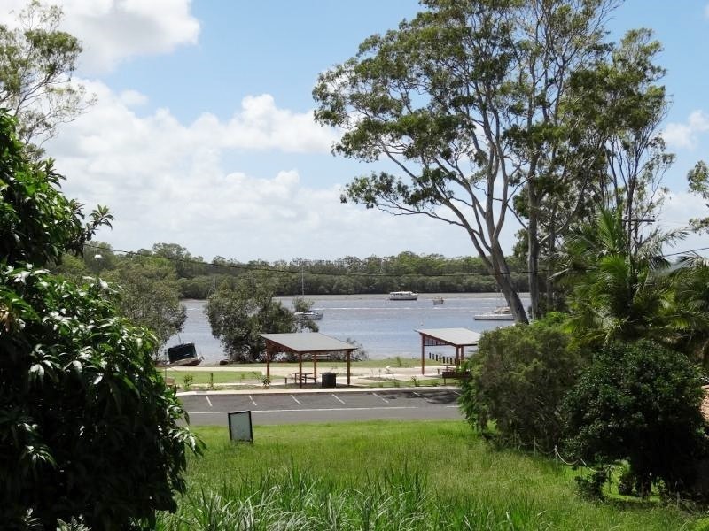 15 Douglas Street, Russell Island QLD 4184