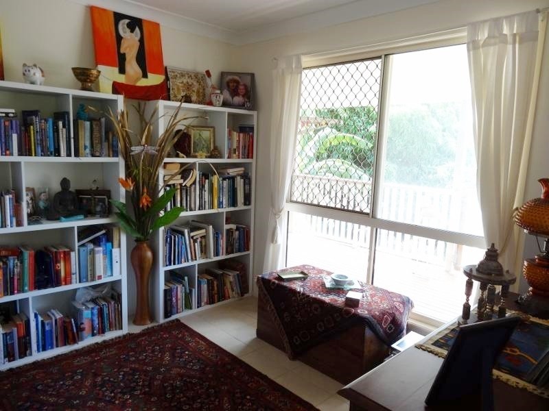 15 Douglas Street, Russell Island QLD 4184