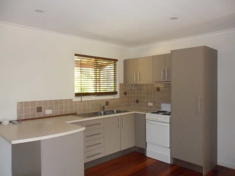 31 Ashton Street, Macleay Island QLD 4184