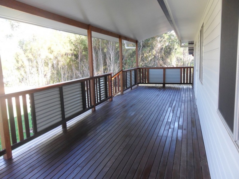 31 Ashton Street, Macleay Island QLD 4184