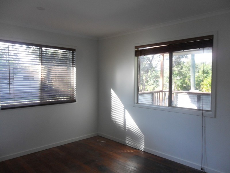 31 Ashton Street, Macleay Island QLD 4184