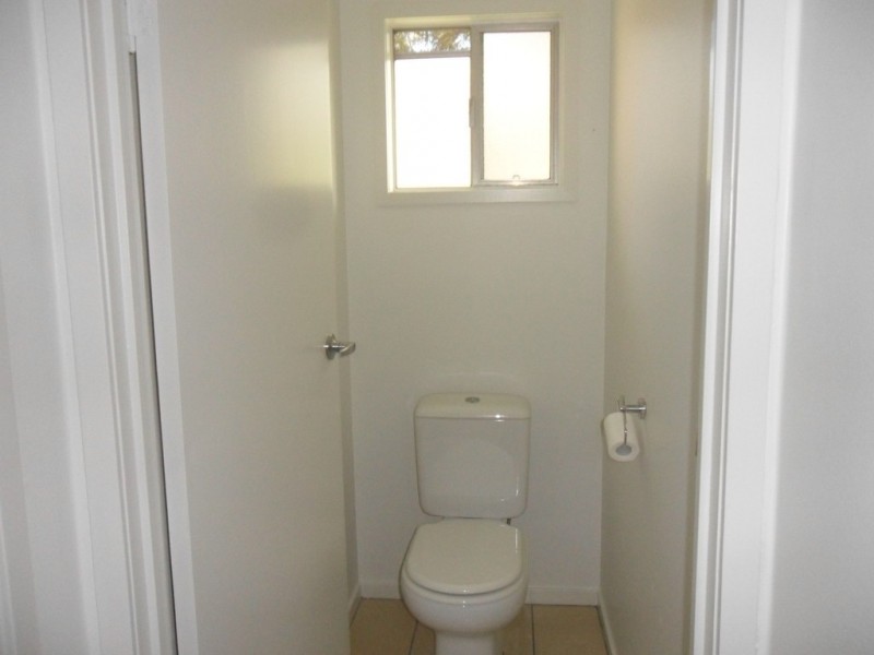 31 Ashton Street, Macleay Island QLD 4184