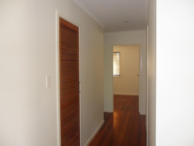 31 Ashton Street, Macleay Island QLD 4184