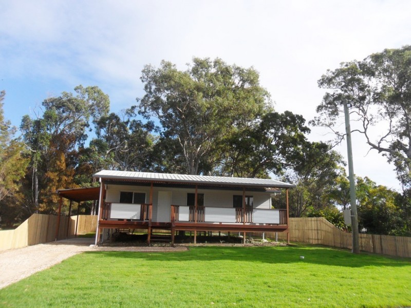 31 Ashton Street, Macleay Island QLD 4184