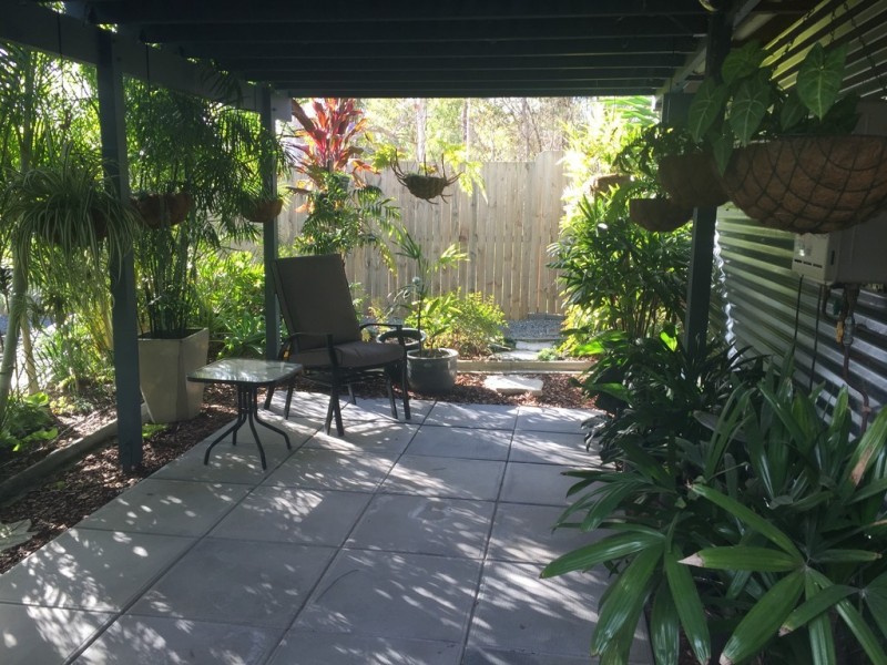 15 Rhodes St, Macleay Island QLD 4184