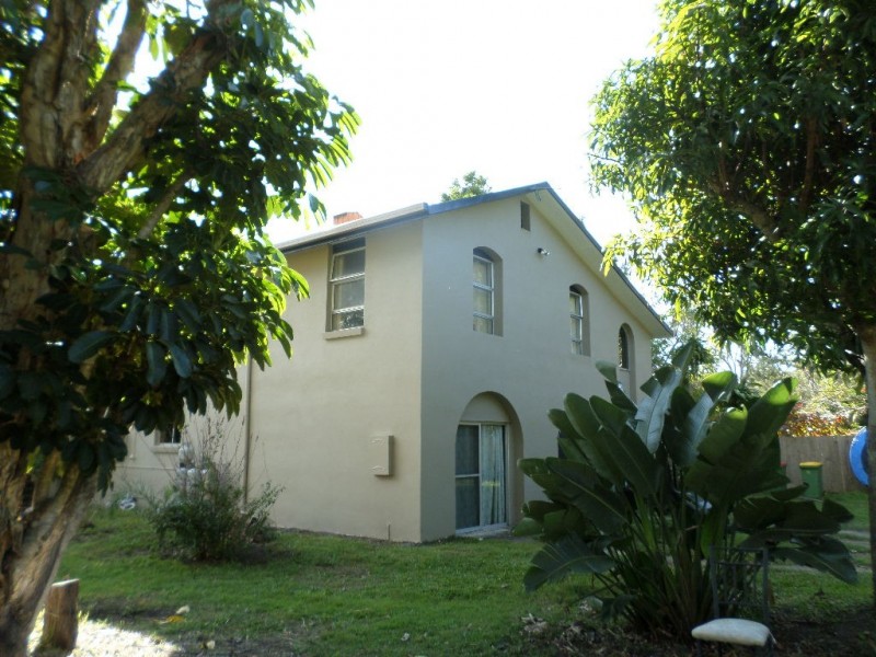 72 CHARLES TERRACE, Macleay Island QLD 4184
