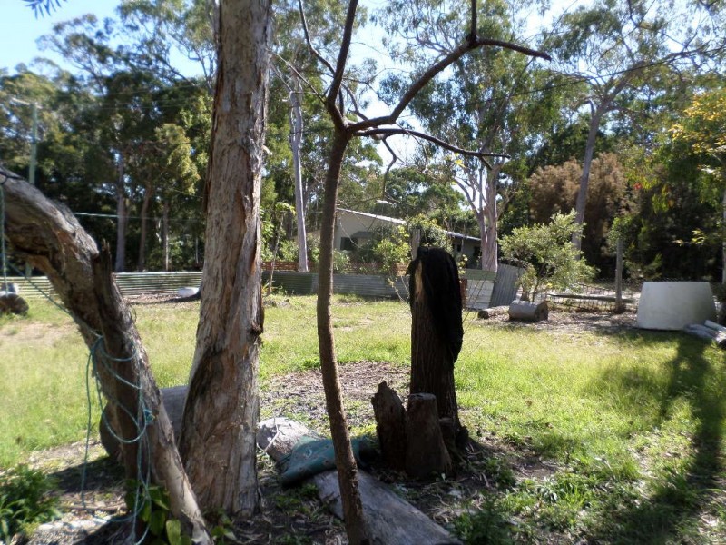 2 – 4 PANAROO STREET, Macleay Island QLD 4184