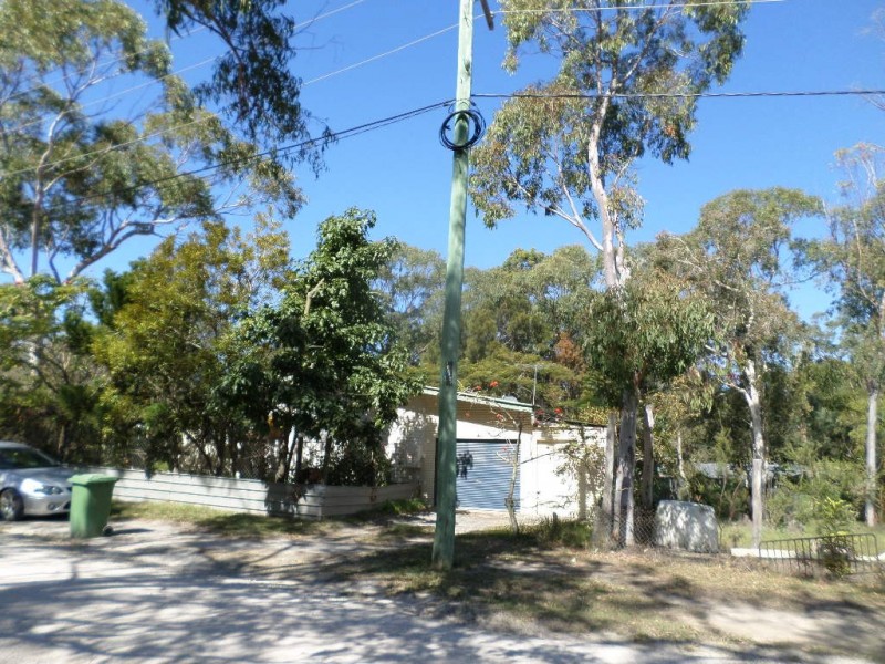 2 – 4 PANAROO STREET, Macleay Island QLD 4184