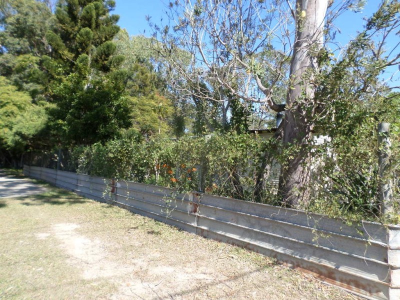 2 – 4 PANAROO STREET, Macleay Island QLD 4184