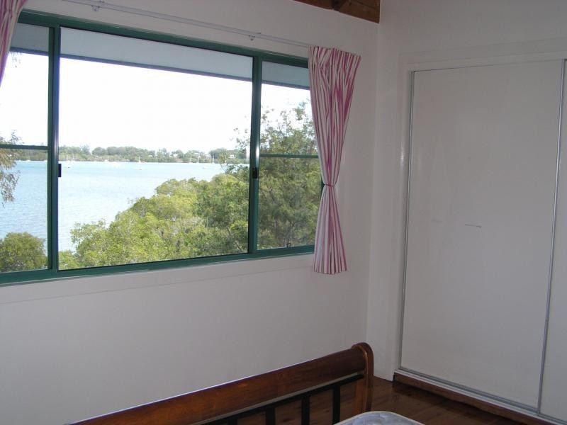 30 Deviot Street, Macleay Island QLD 4184
