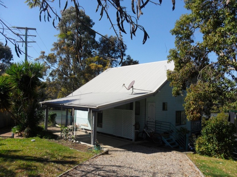 30 Deviot Street, Macleay Island QLD 4184