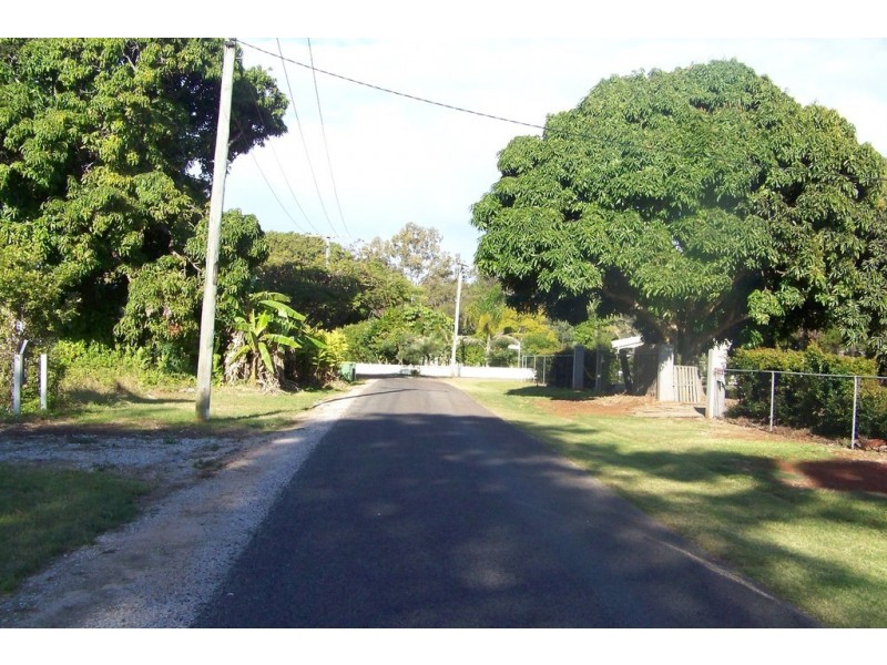 28 TINA AVE, Lamb Island QLD 4184