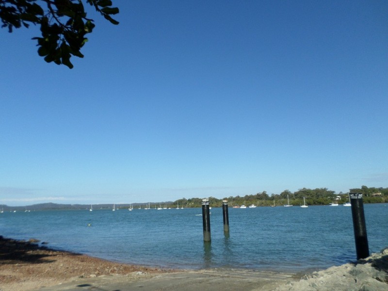 38-40 SCARBOROUGH TERRACE, Macleay Island QLD 4184