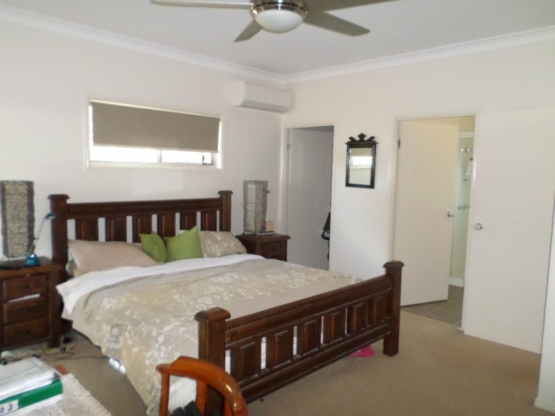 14 KIM STREET, Macleay Island QLD 4184