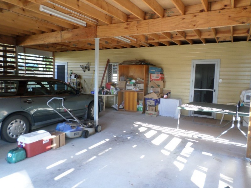 14 KIM STREET, Macleay Island QLD 4184