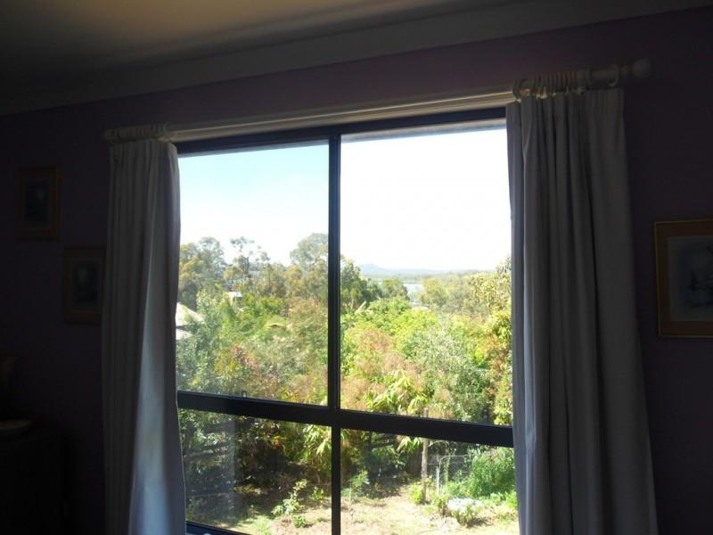 52 Eastbourne Terrace, Macleay Island QLD 4184