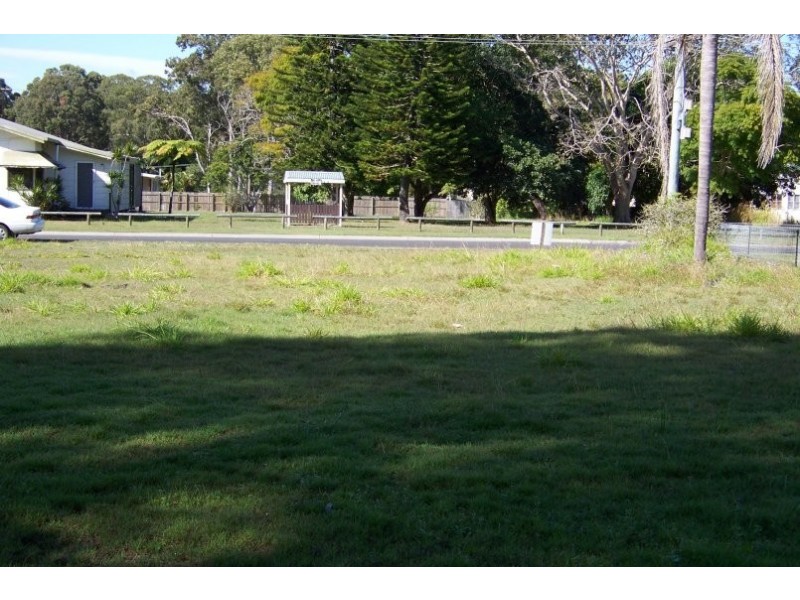 17 Jan St, Macleay Island QLD 4184