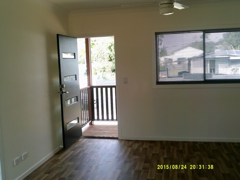 65 Francis St, Macleay Island QLD 4184