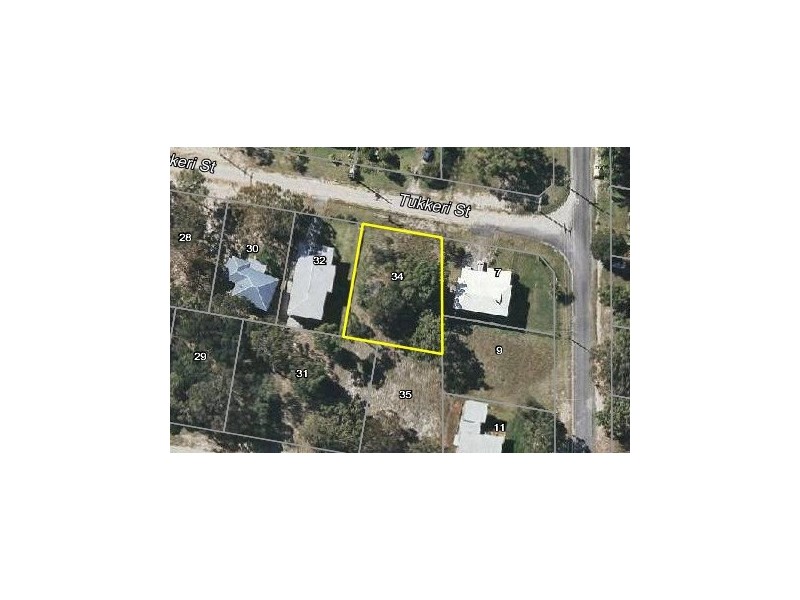 34 Tukkeri Street, Macleay Island QLD 4184