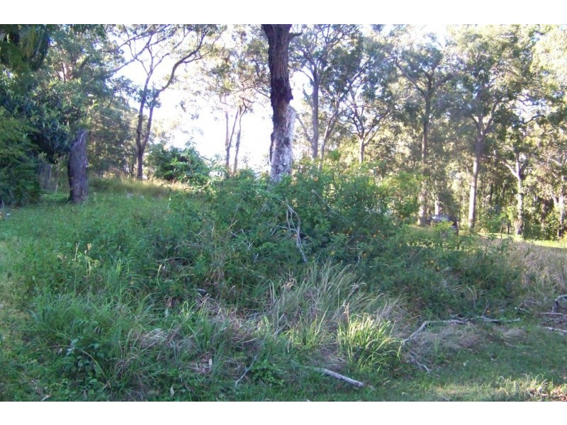 10 PARANKA ST, Lamb Island QLD 4184