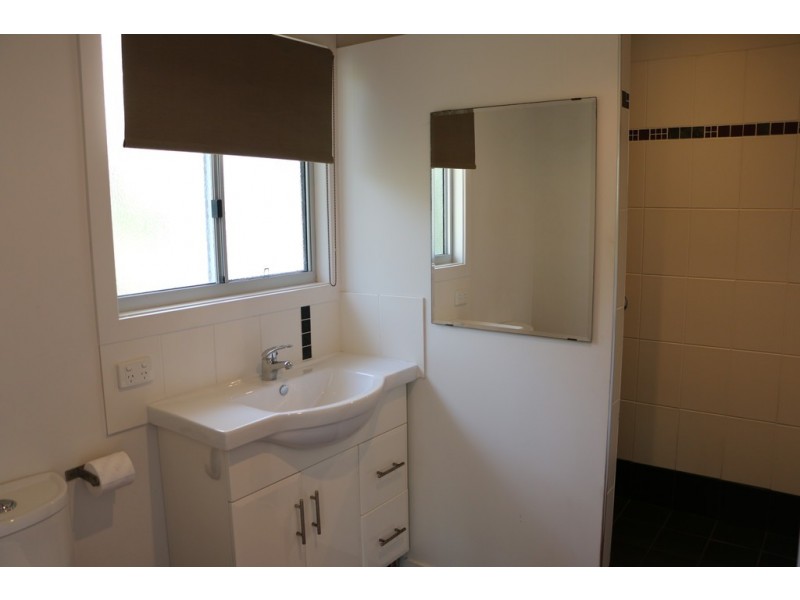 152 Kate Street, Macleay Island QLD 4184