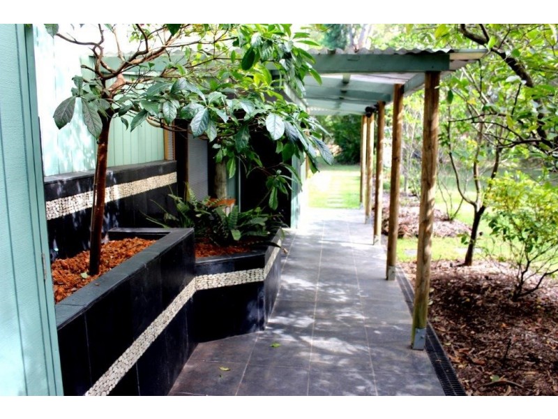 20 The Esplanade, Karragarra Island QLD 4184