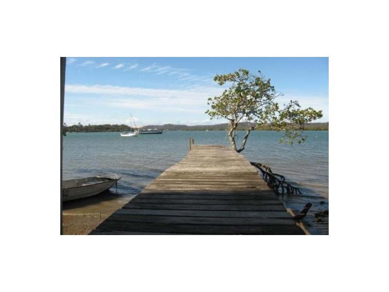 12 Schooner Street, Russell Island QLD 4184