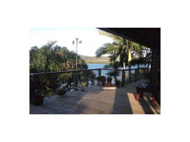 12 Schooner Street, Russell Island QLD 4184