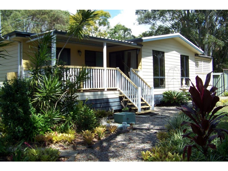 97 to 99 High Central Rd, Macleay Island QLD 4184