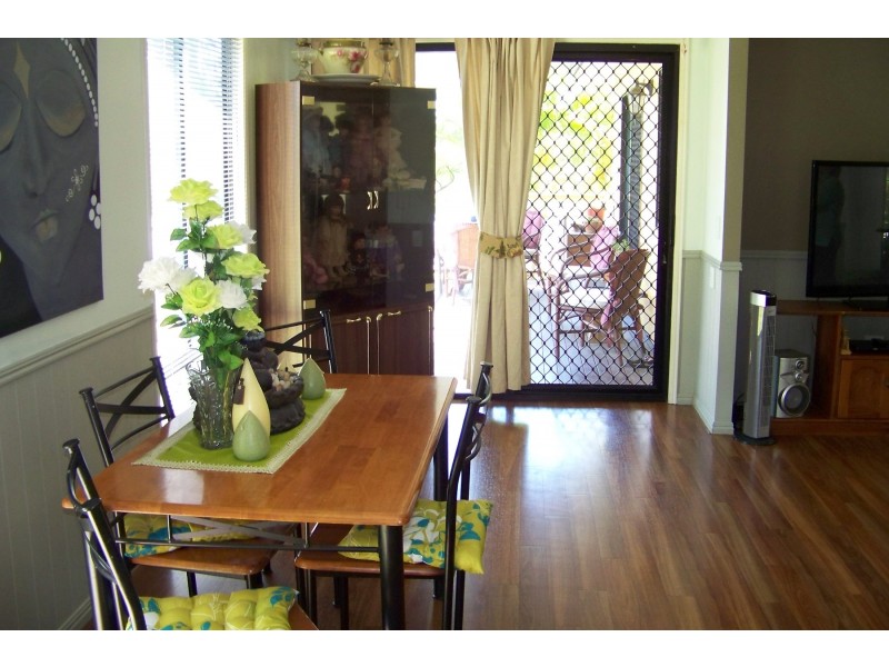 97 to 99 High Central Rd, Macleay Island QLD 4184