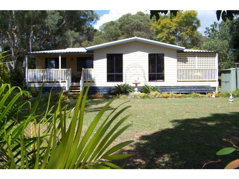 97 to 99 High Central Rd, Macleay Island QLD 4184