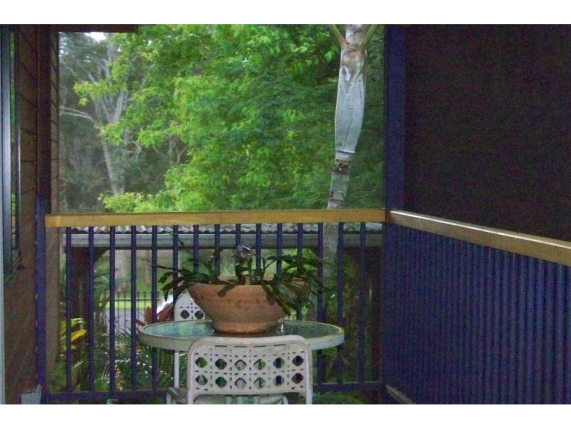 61 LUCAS DRIVE, Lamb Island QLD 4184