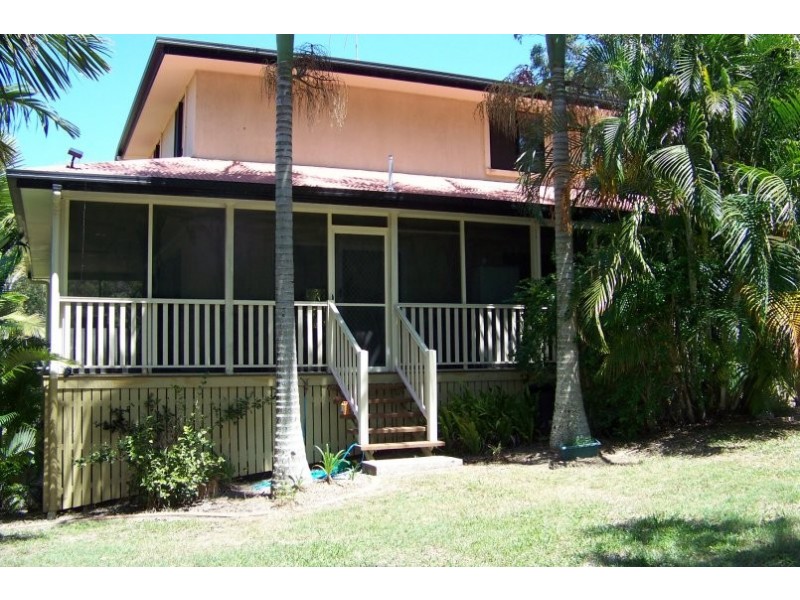 23 Baracoota St, Macleay Island QLD 4184
