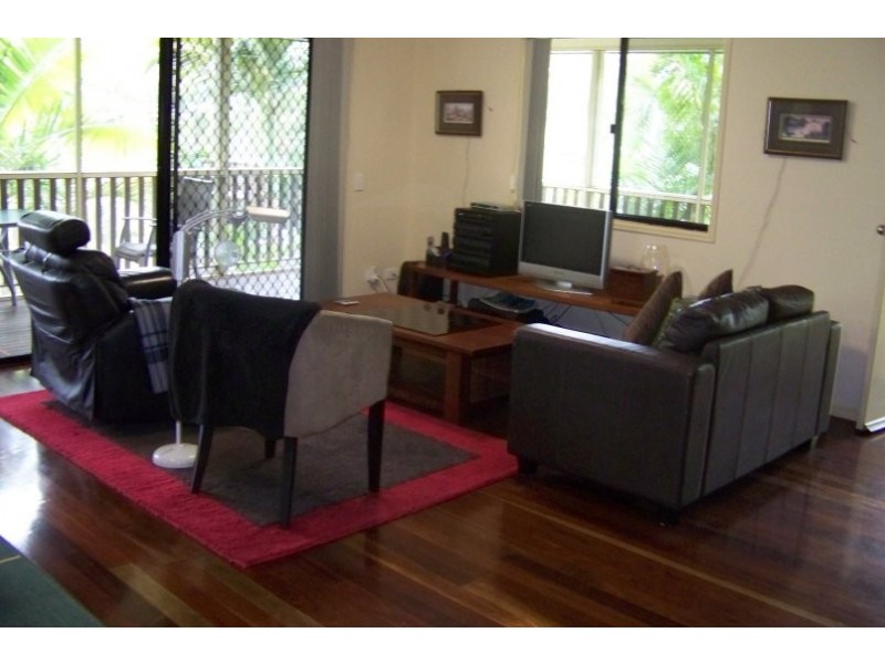 23 Baracoota St, Macleay Island QLD 4184