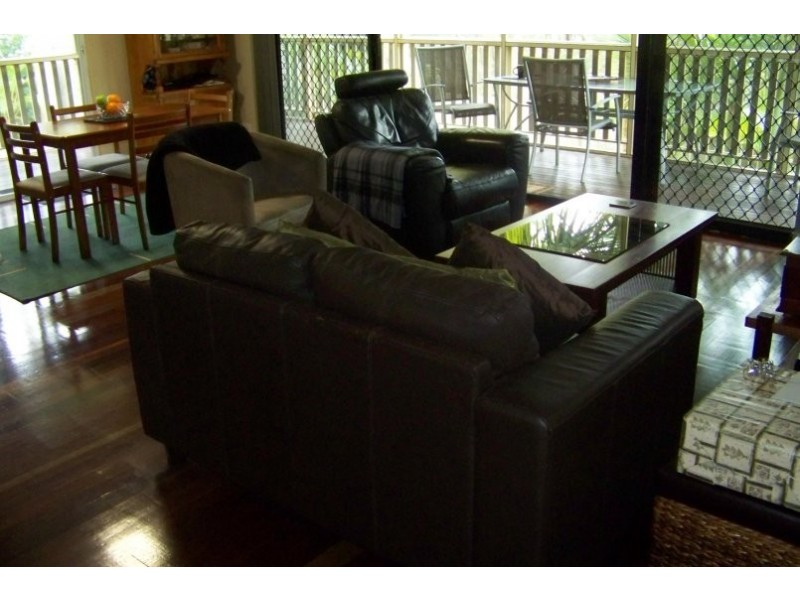 23 Baracoota St, Macleay Island QLD 4184