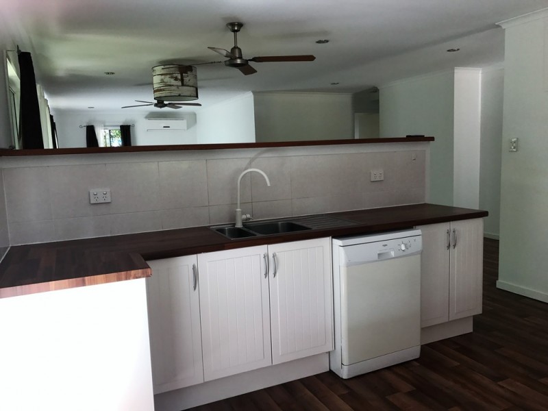56 ALEXANDER STREET, Macleay Island QLD 4184