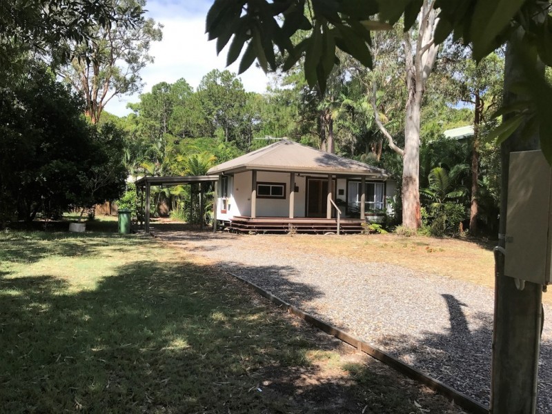 56 ALEXANDER STREET, Macleay Island QLD 4184
