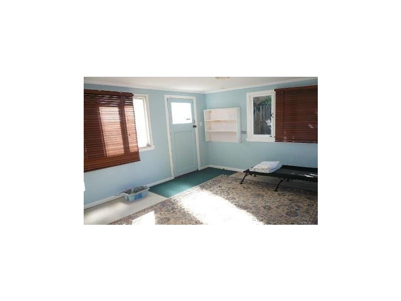 1 Marine Street, Macleay Island QLD 4184