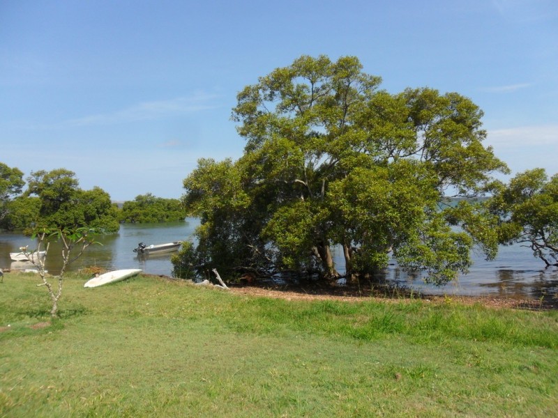 36 Coorong Street, Macleay Island QLD 4184