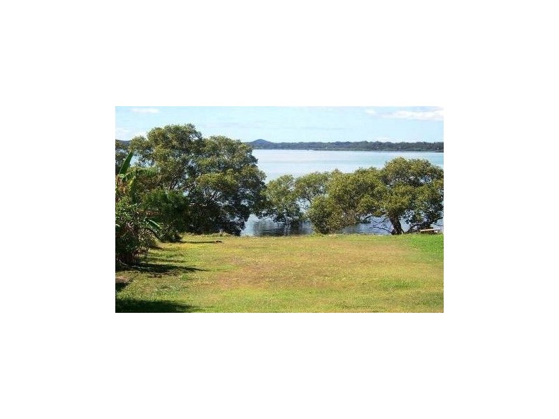 36 Coorong Street, Macleay Island QLD 4184