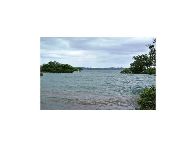 36 Coorong Street, Macleay Island QLD 4184