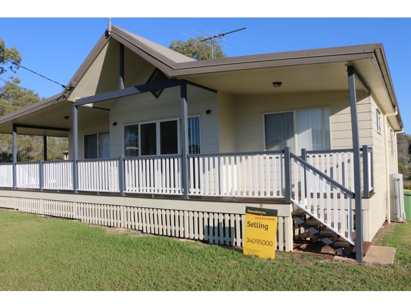 4 Cooee Crescent, Macleay Island QLD 4184