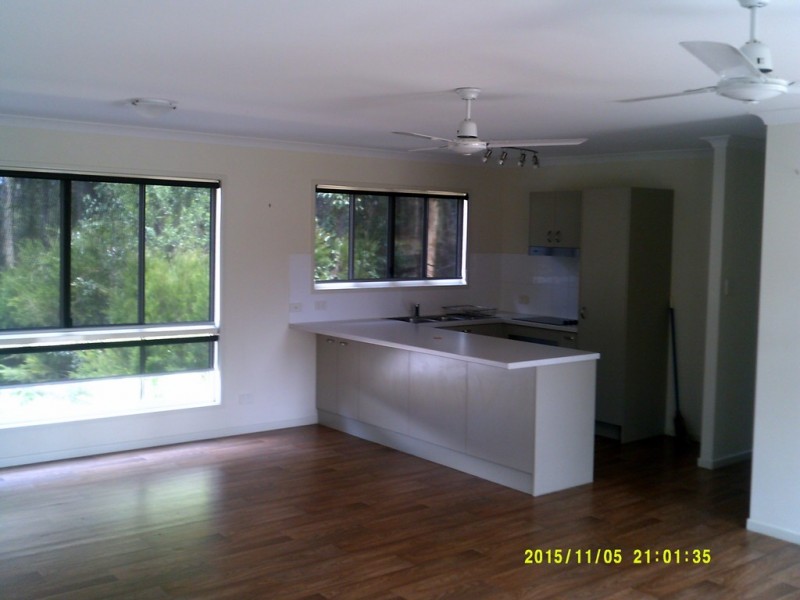 92 Kate St, Macleay Island QLD 4184