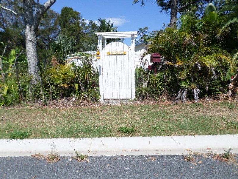 2 HEATH ST, Macleay Island QLD 4184