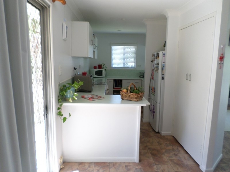 102 KATE ST, Macleay Island QLD 4184