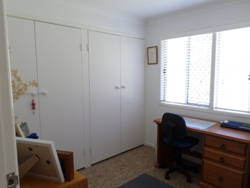 102 KATE ST, Macleay Island QLD 4184