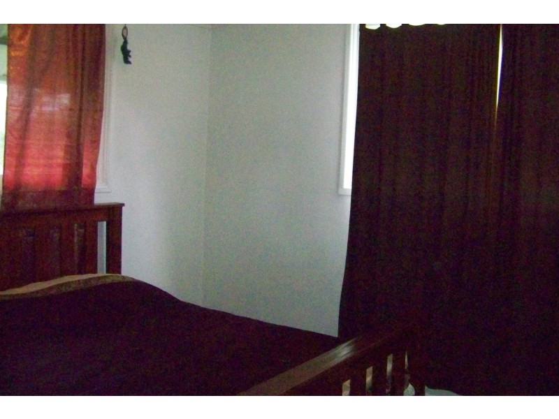 17 MICHAEL AV, Lamb Island QLD 4184