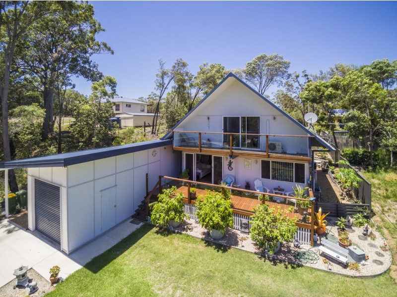 10 Oomool Street, Macleay Island QLD 4184