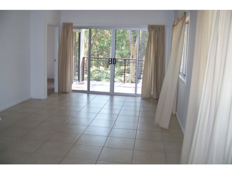 23 Alexander St, Macleay Island QLD 4184
