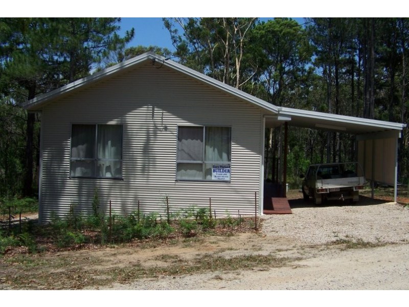23 Alexander St, Macleay Island QLD 4184
